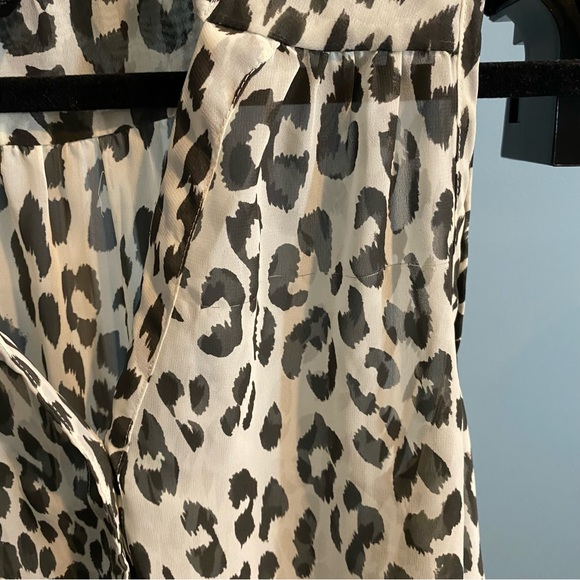 Aqua Sheer Cheetah Black/White Sleeveless Blouse - Picture 5 of 5